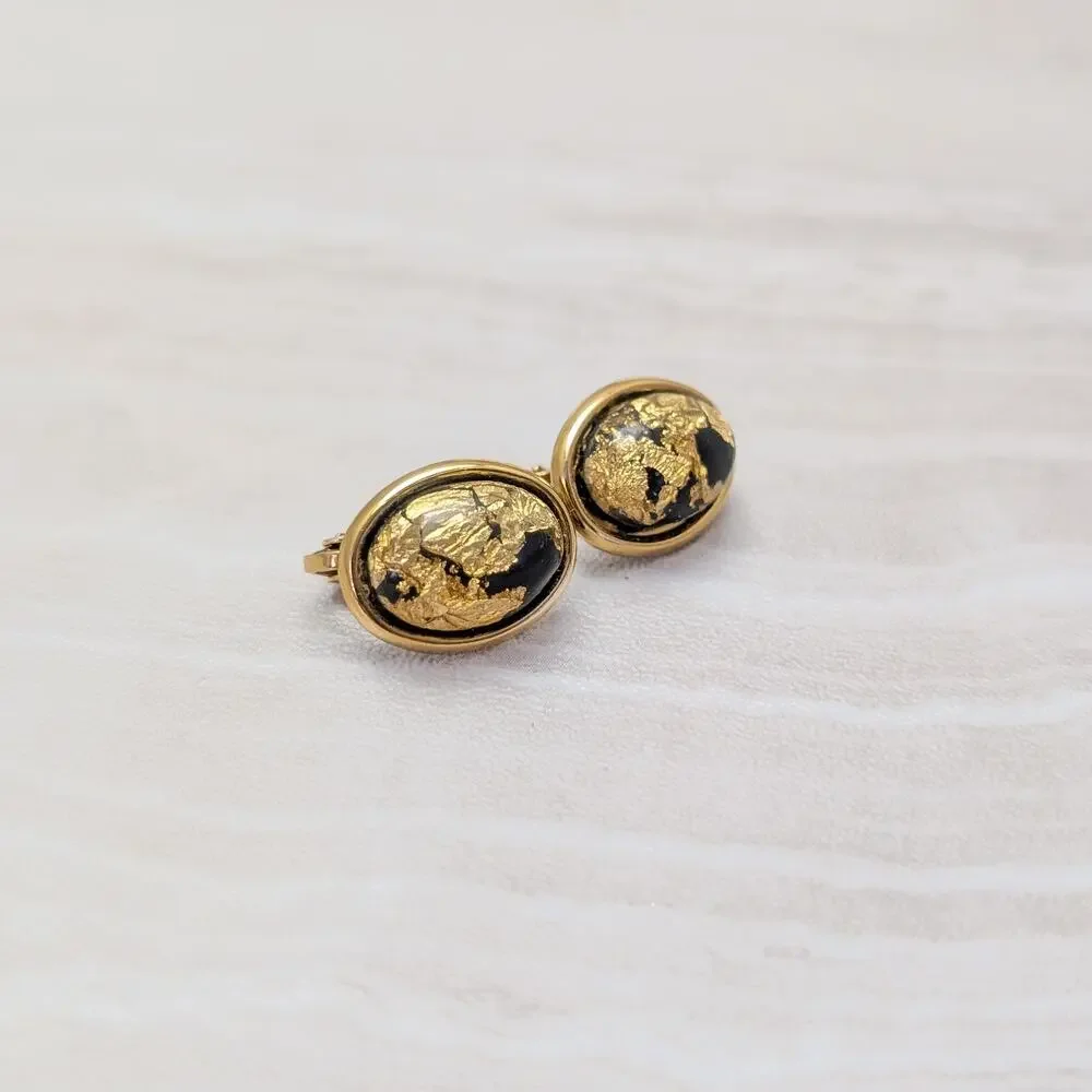 Vintage Clip On Earrings Gold Tone & Black Domed Oval - Really Pretty Earrings
